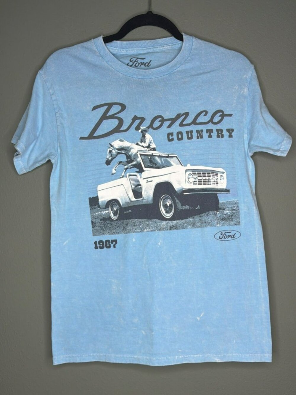 Ford Bronco Women's Small Cotton Graphic T-Shirt Blue County 1967